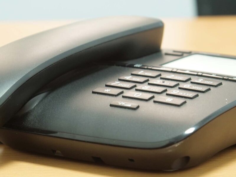 TELEFONO